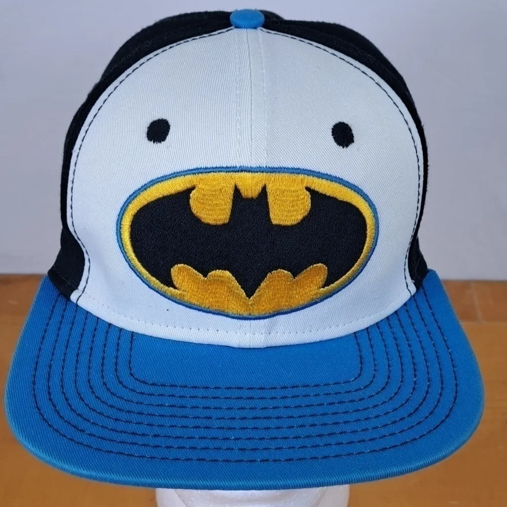 DC Comics Offical Batman Comics embroidered logo casual black snapback hat
